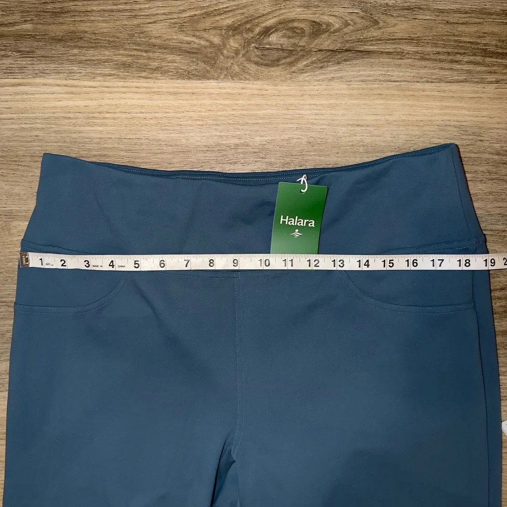 Halara High Waisted Flare Leggings Yoga Pants Blue Women's 1X NWT Stretch - Picture 2 of 8